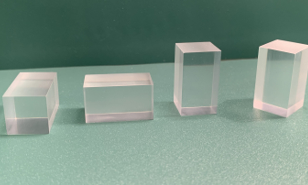 CsI(Tl)�⻯菉�������ʺ�Ӧ��